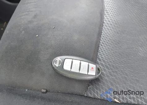 2016 Nissan Pathfinder Platinum/S/Sl/Sv z USA, uszkodzony, nr VIN 5N1AR2MN8GC661002